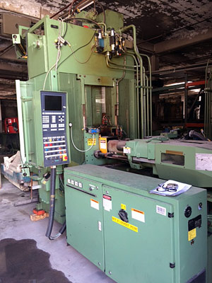 1998 Toyo TT-90HR2 Used Injection Molding Machine